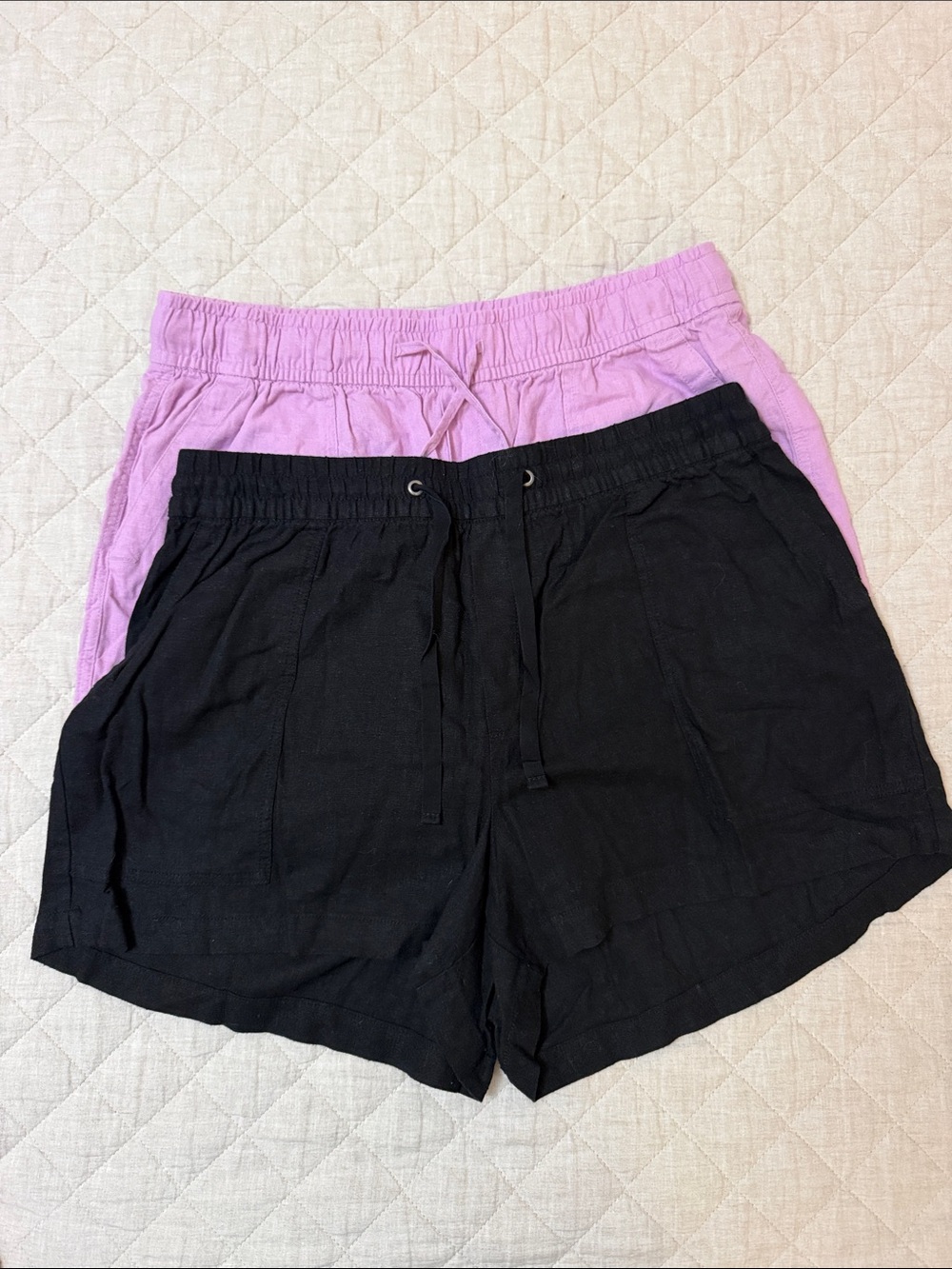 GAP Women’s Casual Drawstring Shorts